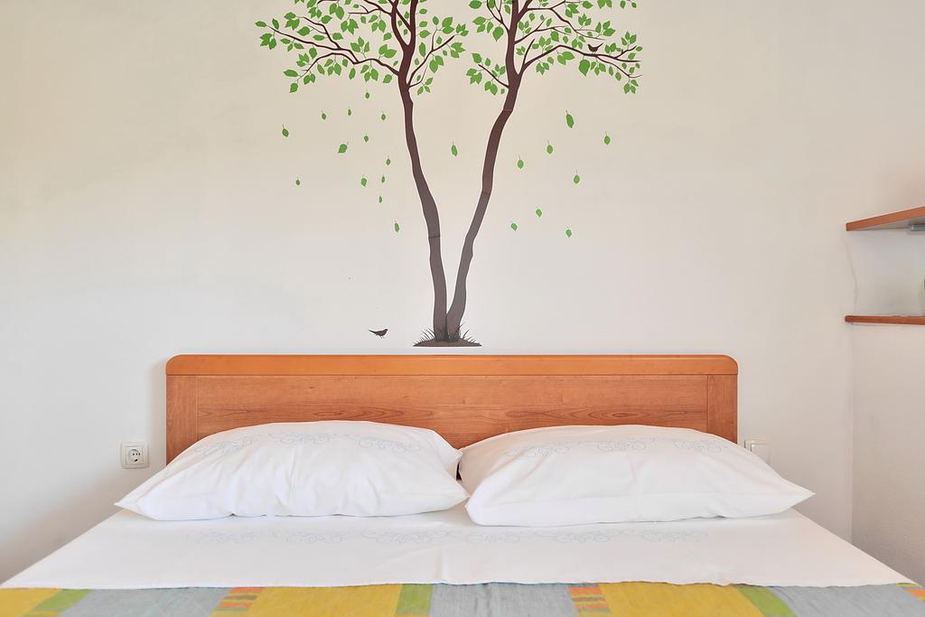 Apartments Mirabella Омиш Экстерьер фото