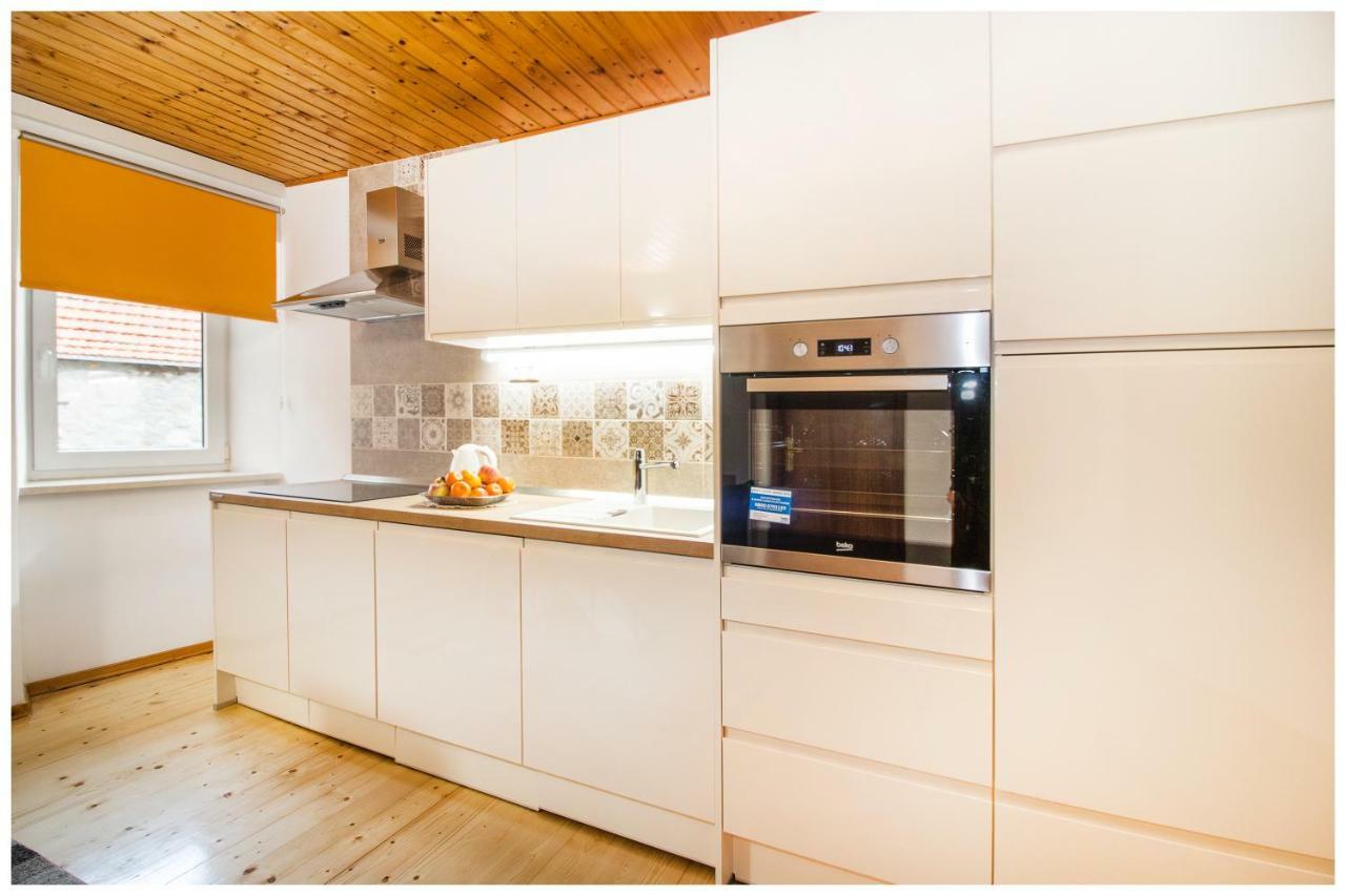 Apartments Mirabella Омиш Экстерьер фото